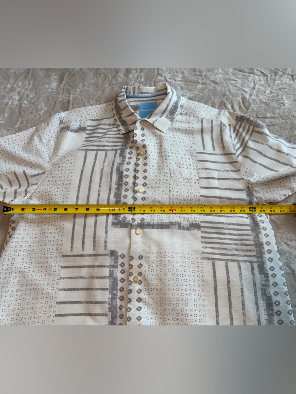 Tommy Bahama Beige/ Gray Extra Large - Picture 5 of 11